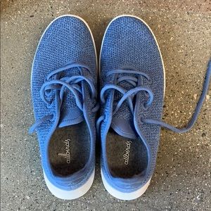 NWT allbirds tree runners blue, size 9